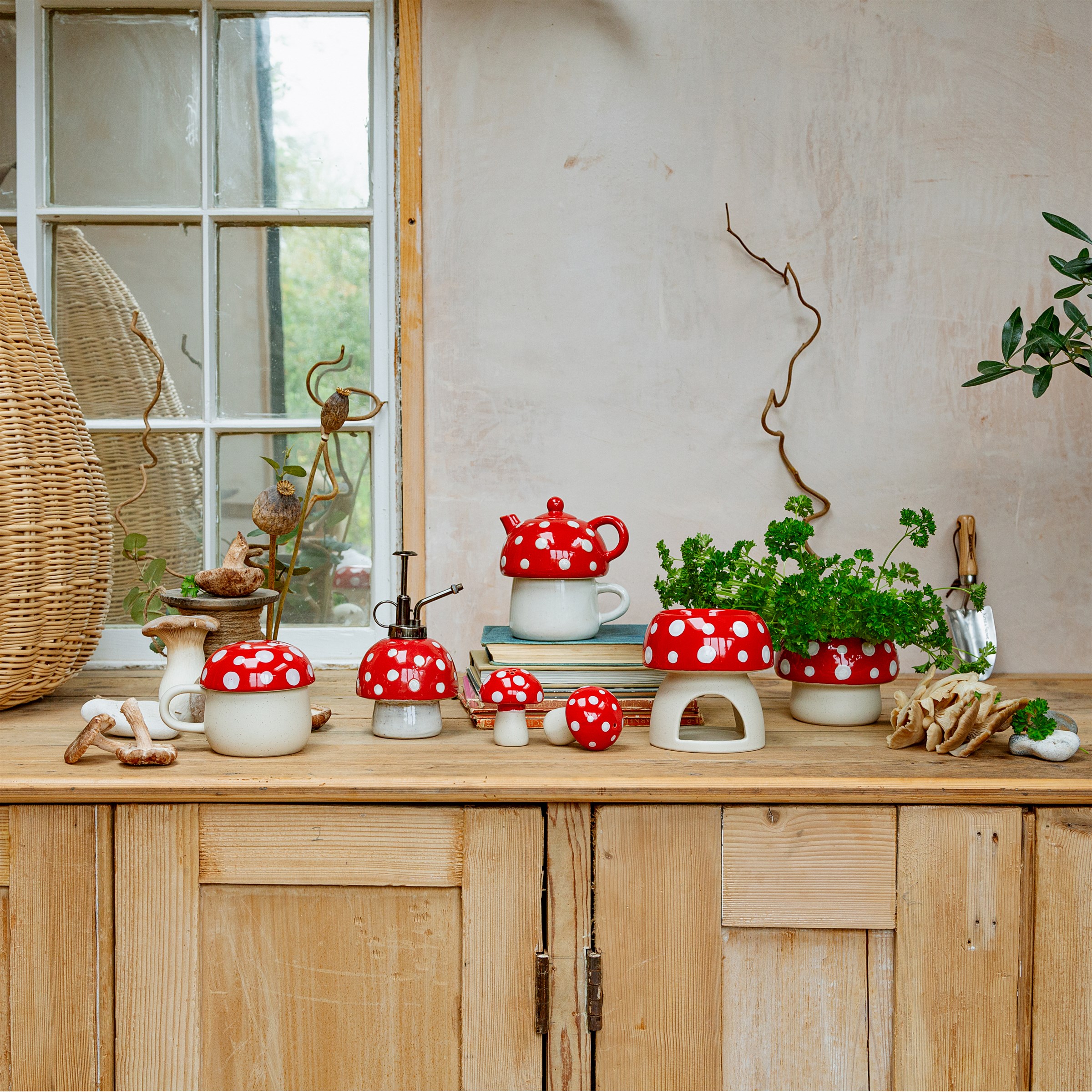 Red Mushroom Oil Burner - Image 3