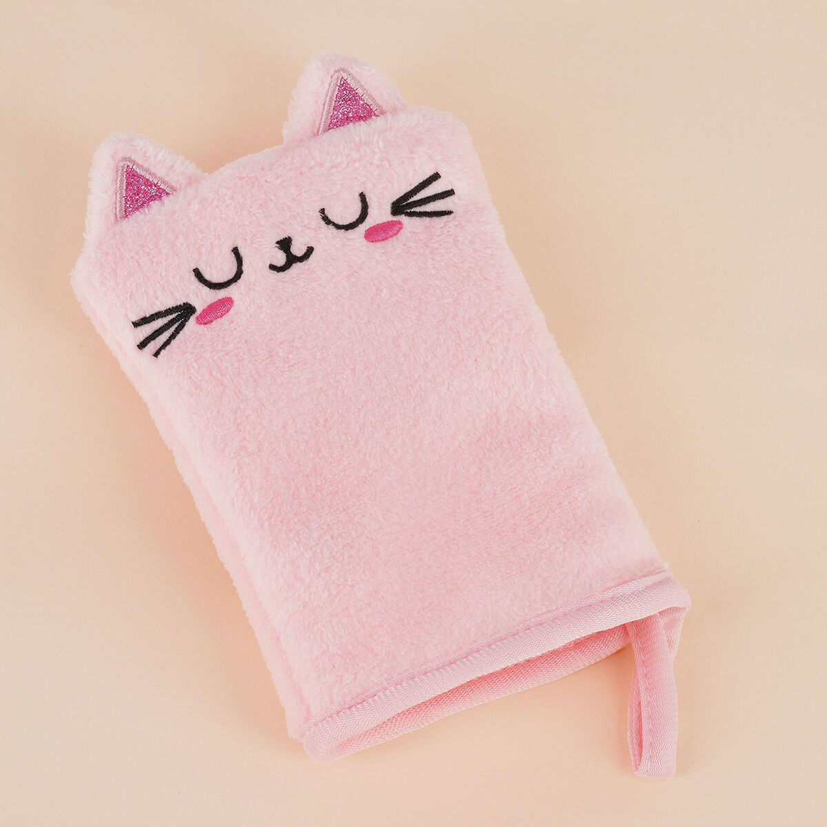 Kitty Make-Up Remover Glove - Image 3