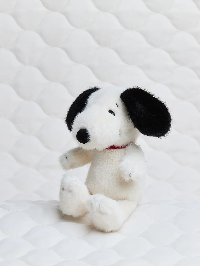 Snoopy ECO Fuzzy Cream 17cm - Image 2