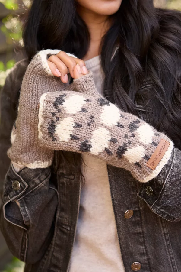 Merino Sheep Handwarmer Mushroom - Image 4