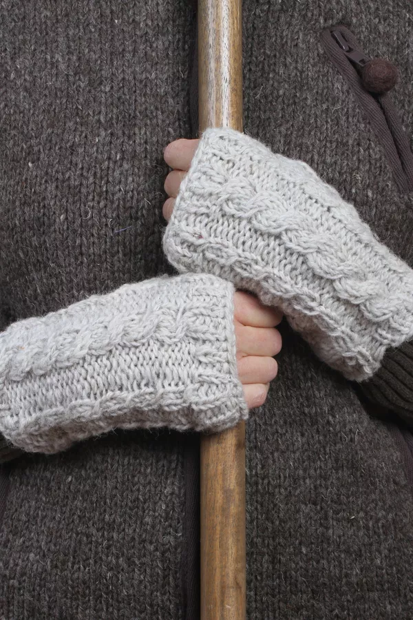 Chamonix Handwarmer Oatmeal - Image 6