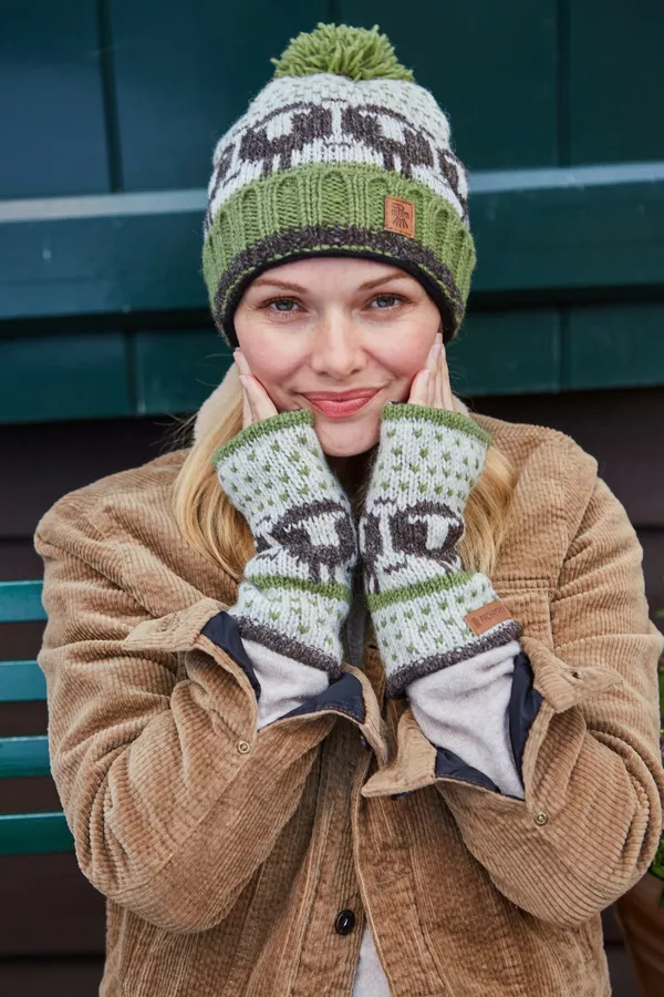 Herdwick Sheep Handwarmer Oatmeal - Image 5